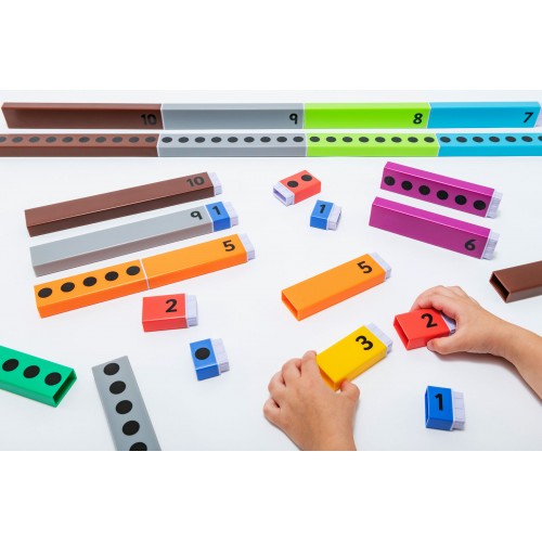 Plastic number rods and connector blocks set with numbered pieces 1–10, hands assembling