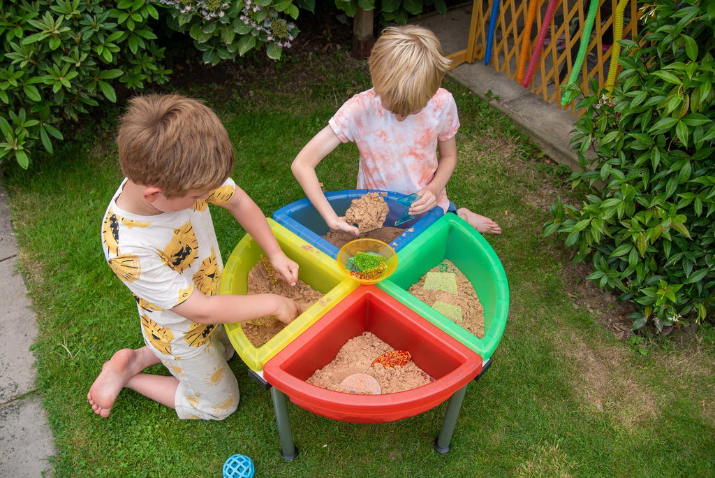 Quadrant color tray set with stand, red and green bins with sand for play