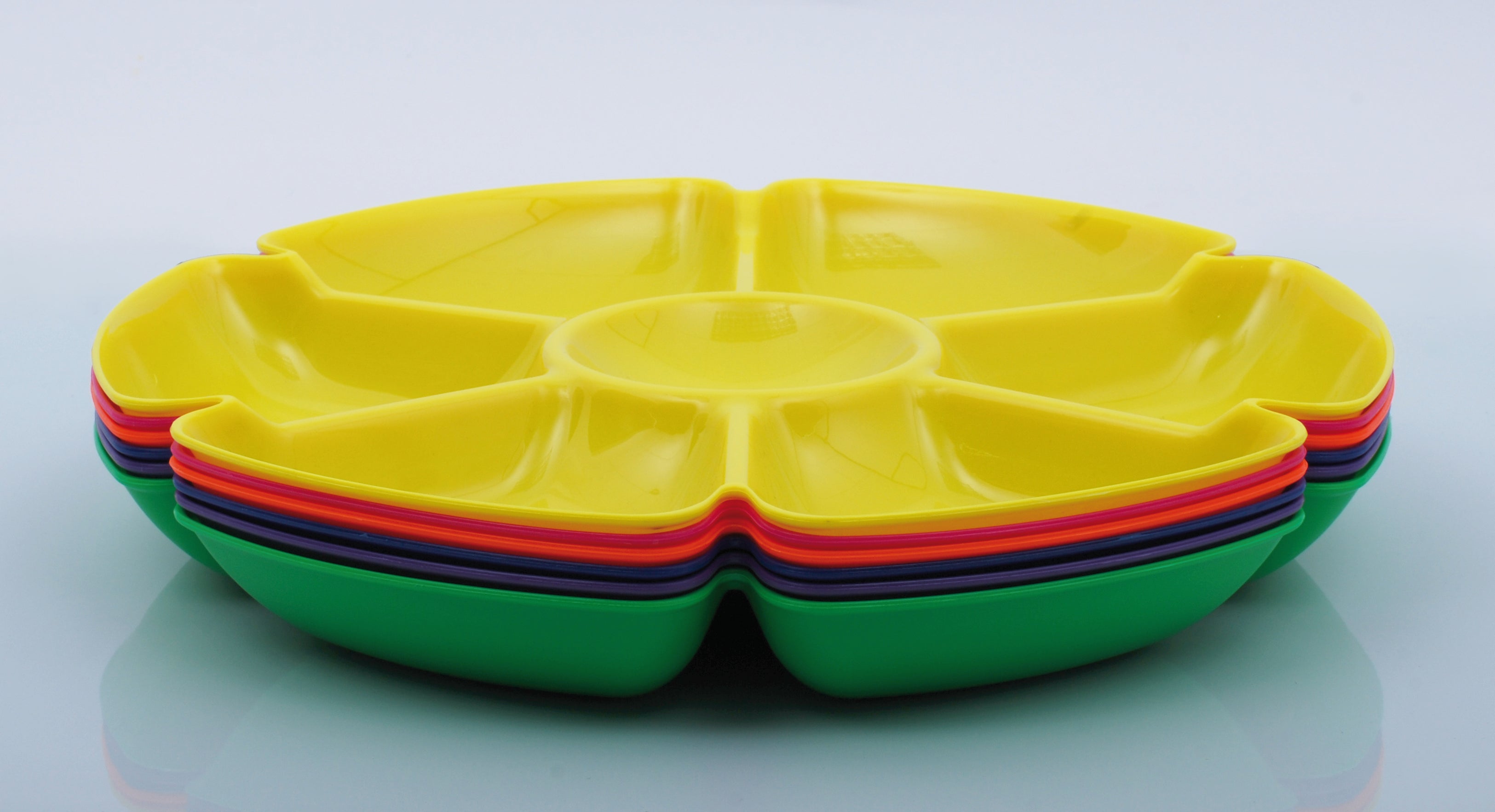 Flower-shaped paint tray set, stacked yellow and green with multi-color compartments