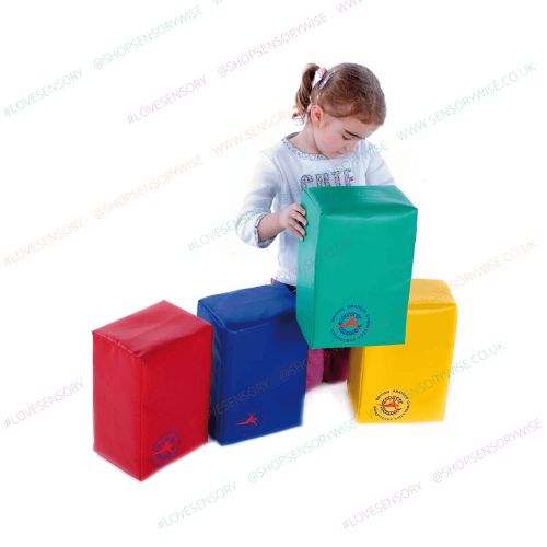 Set of 4 foam building blocks in red, blue, green and yellow for toddlers