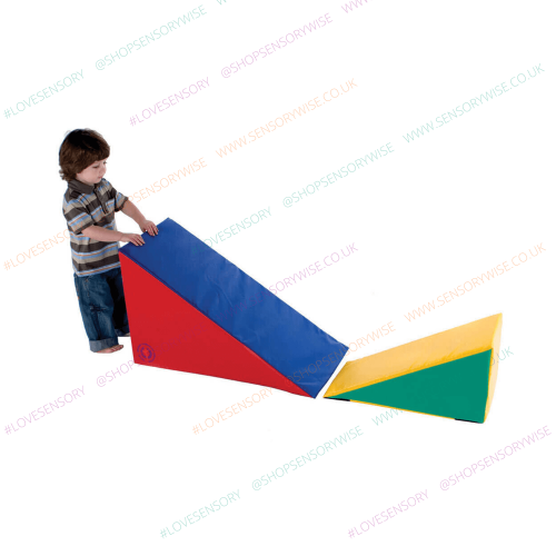 Foam wedge pair set: blue/red and yellow/green triangular cushions for play