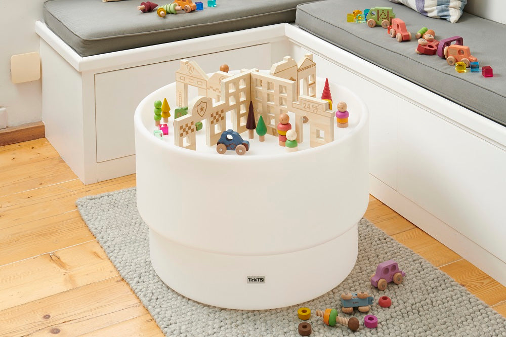 Town discovery dividers play set showing wooden streets with small cars and figures in a base