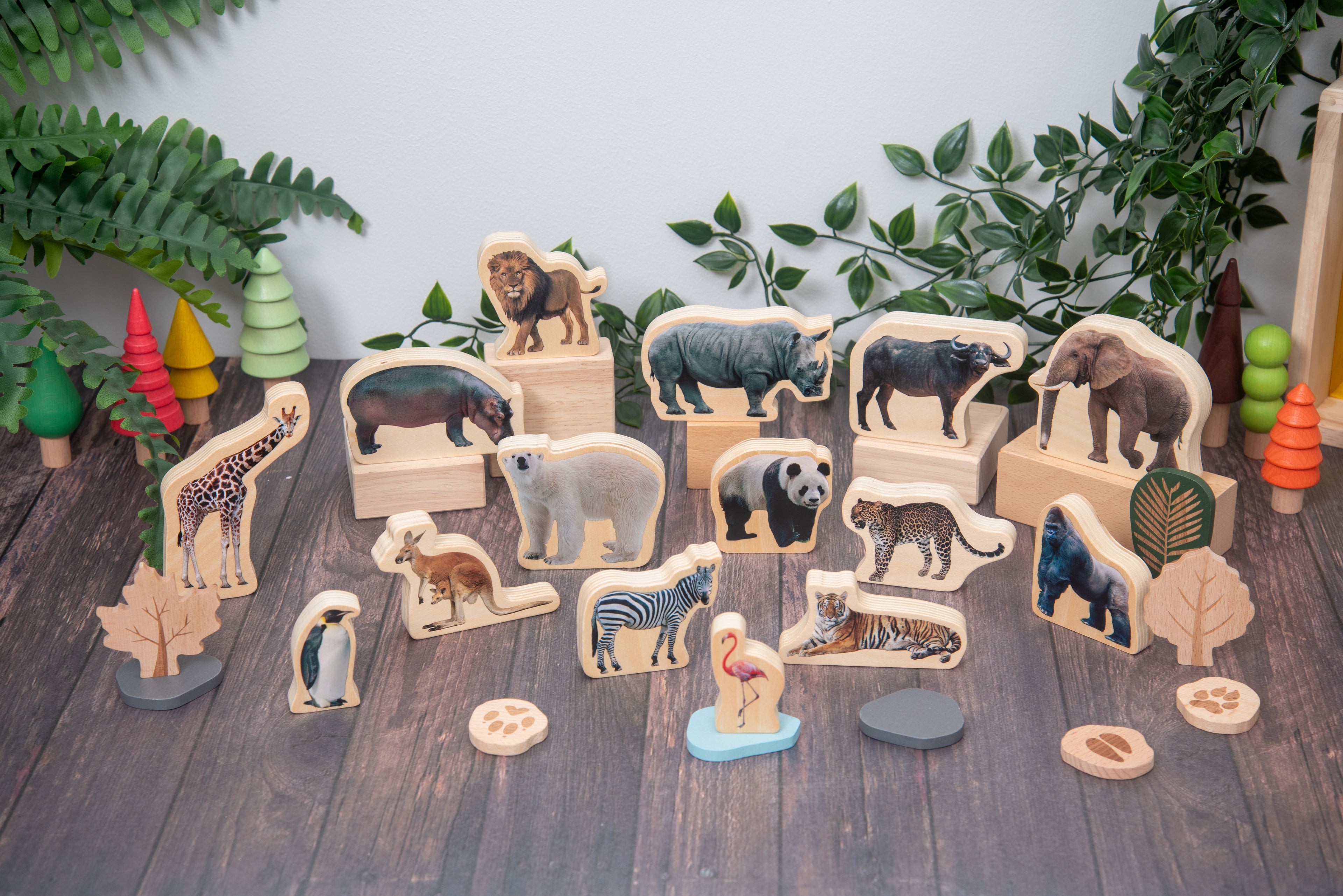 Assorted wooden wild animal blocks with mounted jungle and safari animals